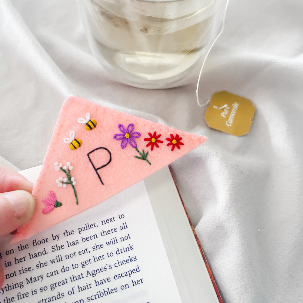 Personalized Floral Felt Corner Bookmarks Beginner Kit