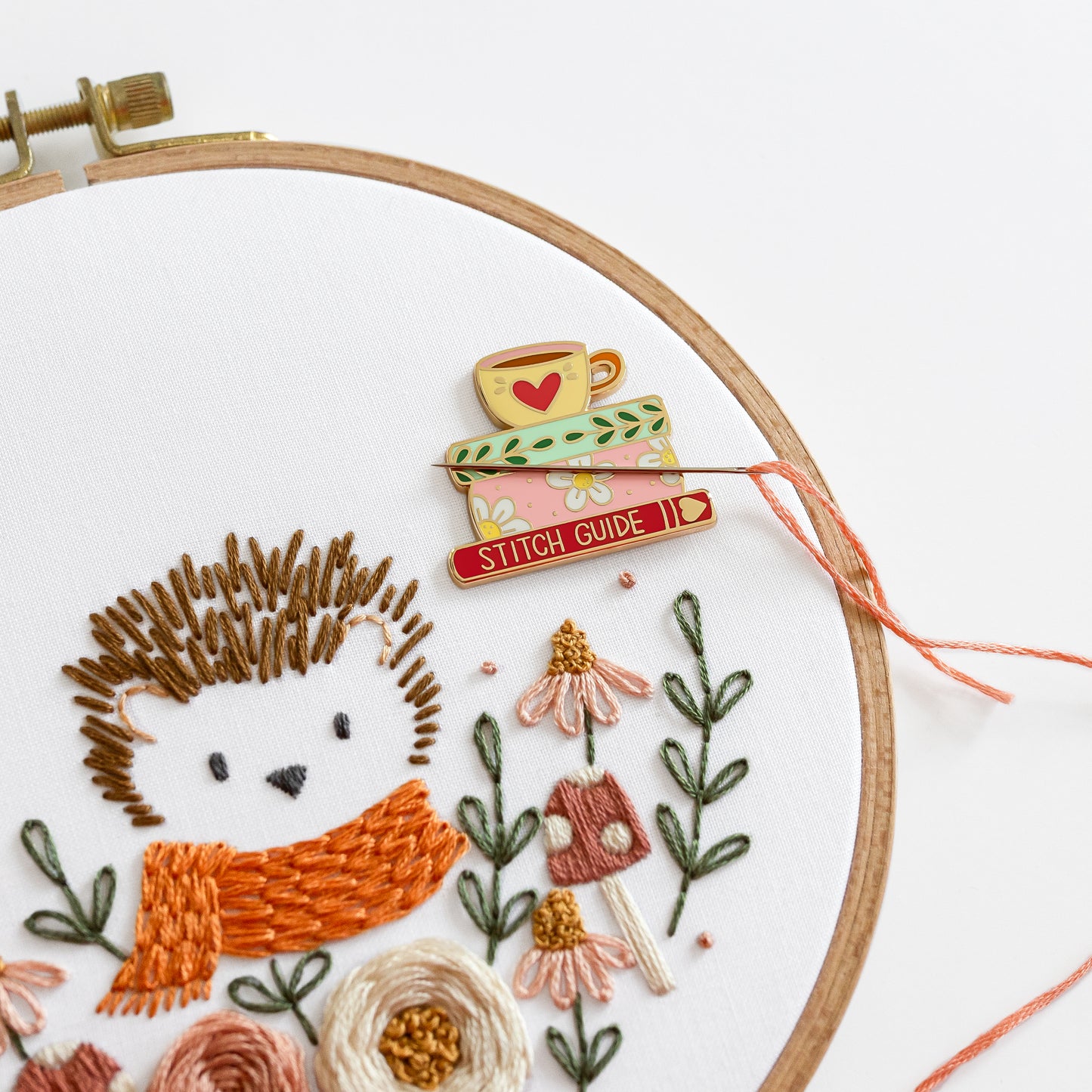 Books and Tea Needle Minder