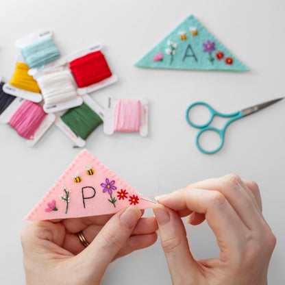 Personalized Floral Felt Corner Bookmarks Beginner Kit