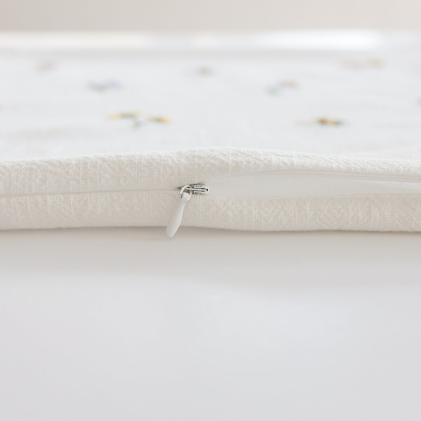 Bees and Wildflowers Throw Pillow Cover Kit